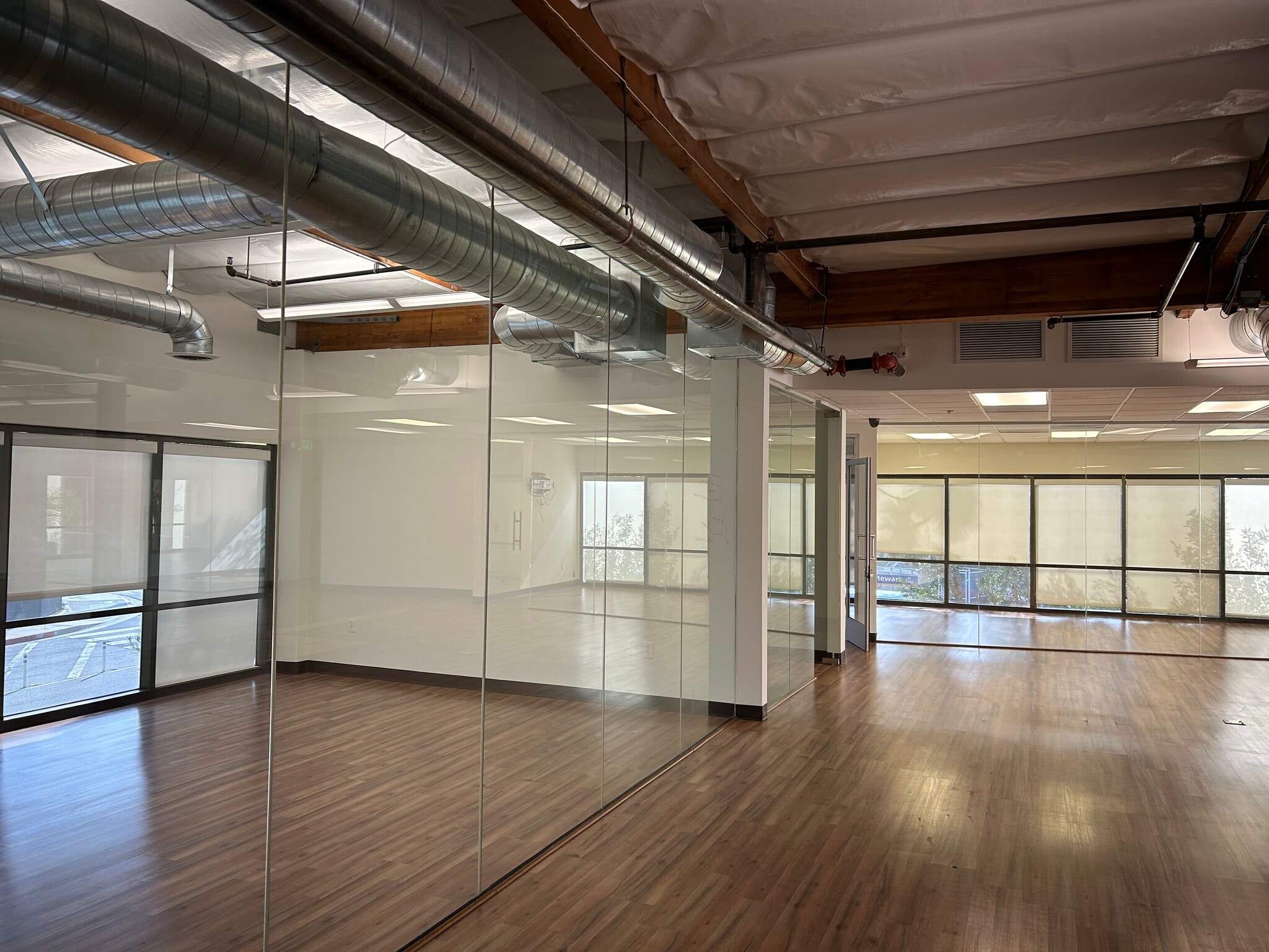 1703-1741 Stewart St, Santa Monica, CA for lease Interior Photo- Image 1 of 4