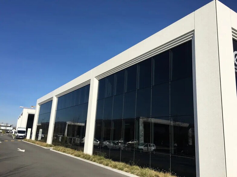 298 Allée Du Lac, Labège for lease - Building Photo - Image 3 of 10