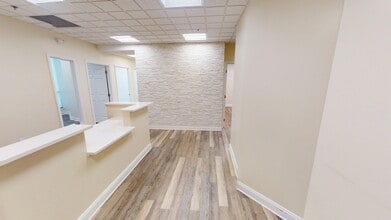 759 SW Federal Hwy, Stuart, FL for lease Interior Photo- Image 2 of 12