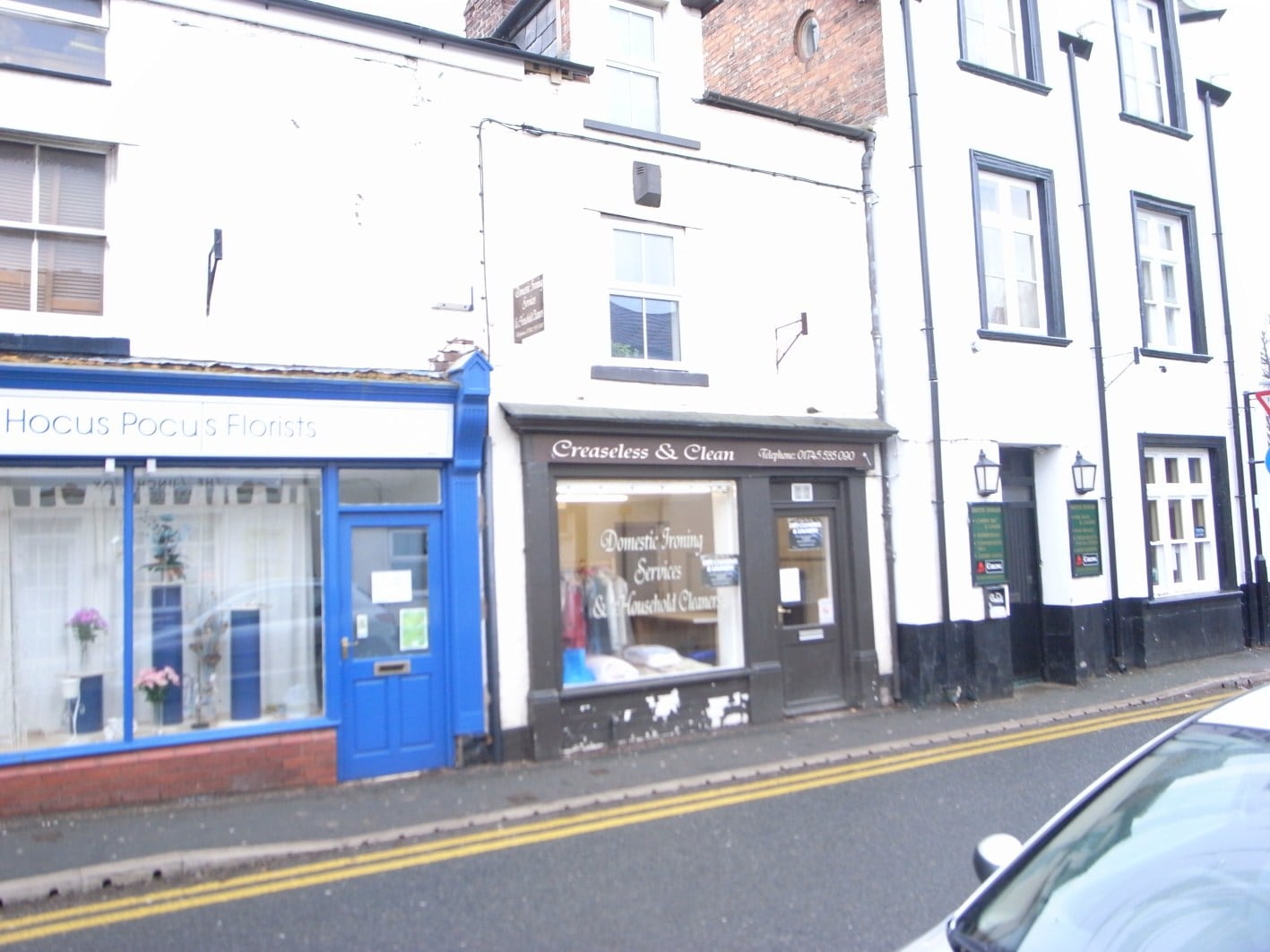 4 Chester Rd, St Asaph for sale Primary Photo- Image 1 of 2