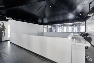 464 N Fairfax Ave, Los Angeles, CA for sale Interior Photo- Image 1 of 7