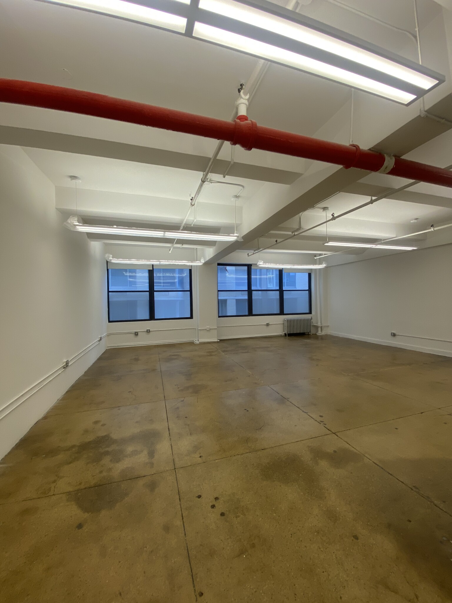 330 W 38th St, New York, NY for lease Interior Photo- Image 1 of 3