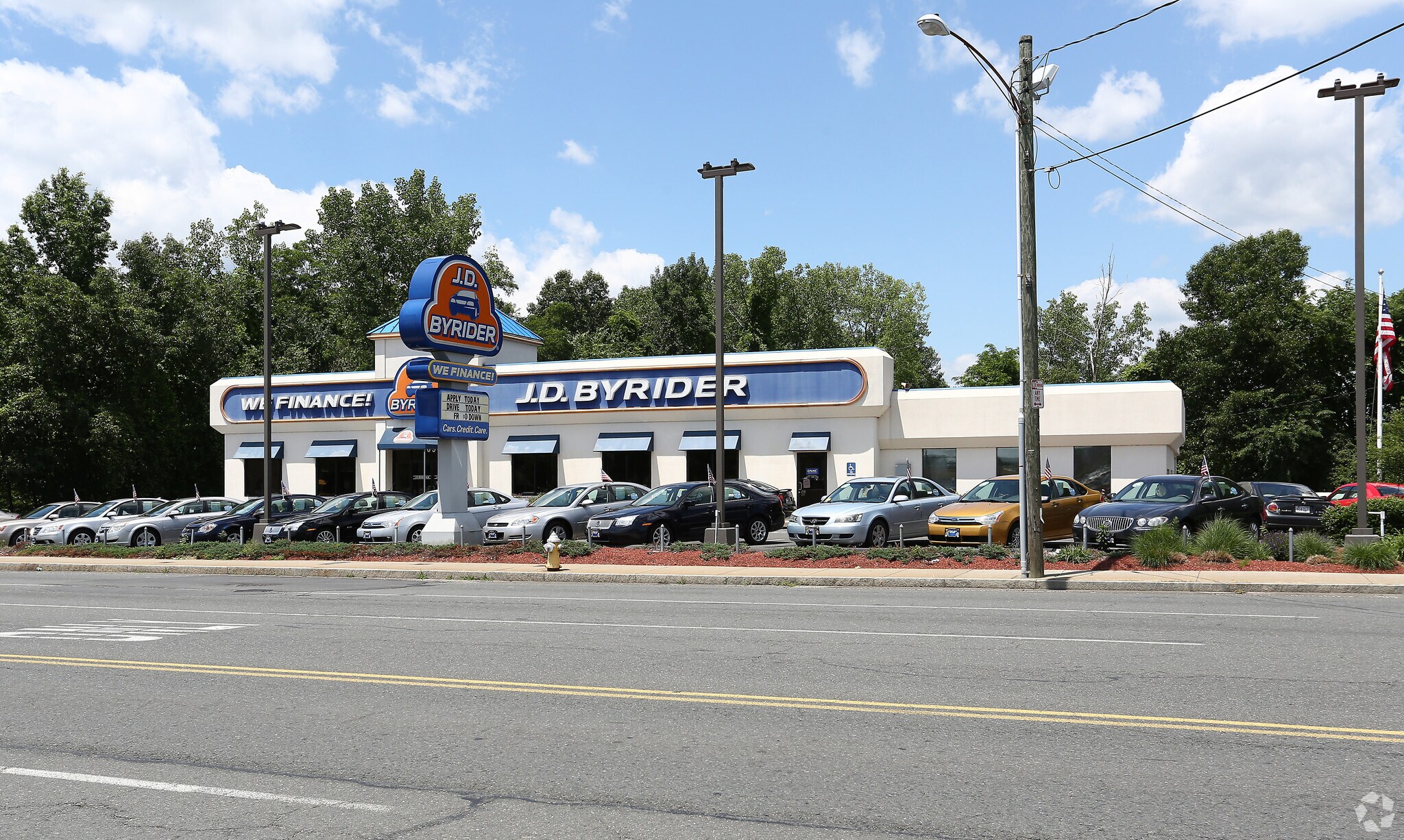 1090 Boston Rd, Springfield, MA 01119 Retail/Auto