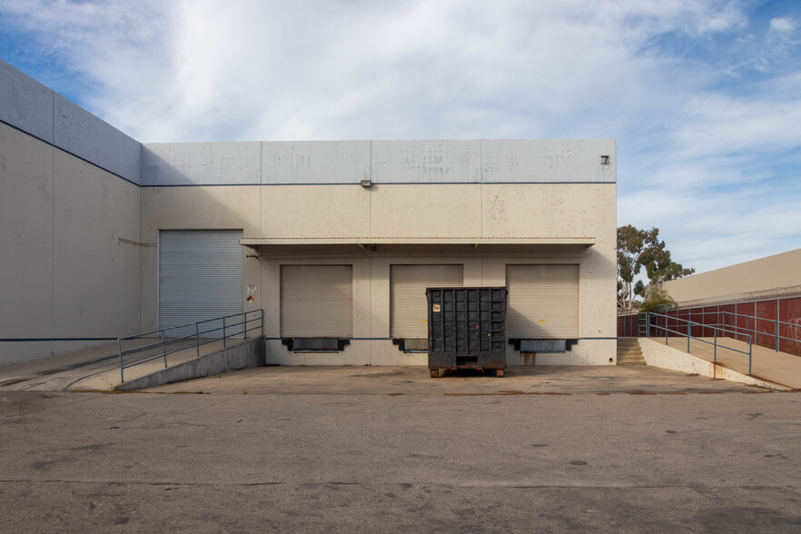 11700 Monarch St, Garden Grove, CA for lease - Building Photo - Image 2 of 17