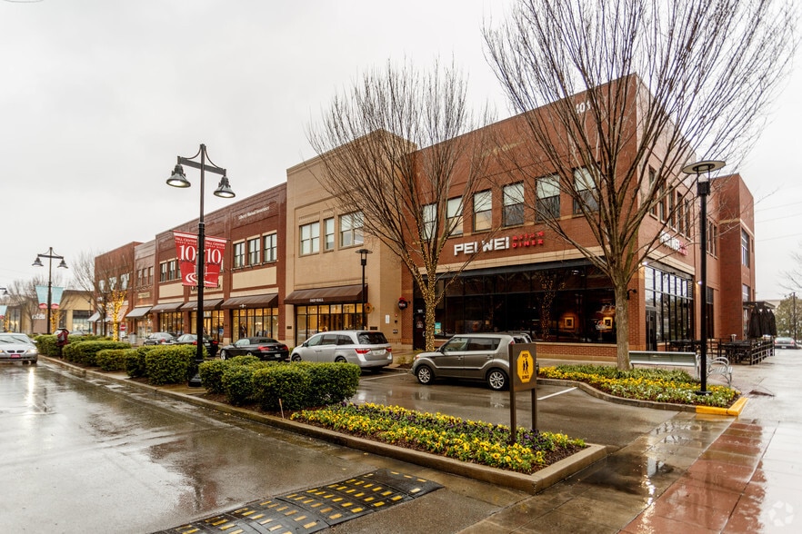 4017 Hillsboro Pike, Nashville, TN for lease - Primary Photo - Image 1 of 4