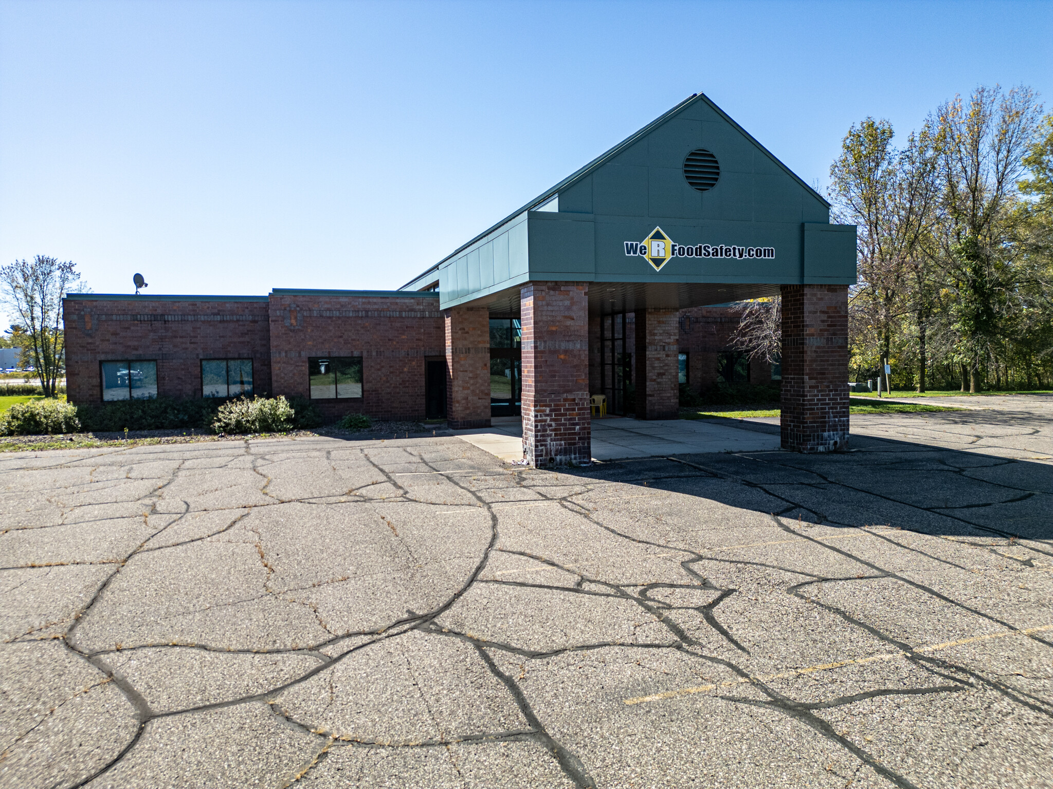 2110 W Hwy 12, Menomonie, WI for sale Building Photo- Image 1 of 26