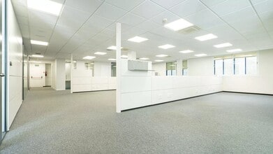 Office in Alcobendas, Madrid for lease Interior Photo- Image 1 of 30