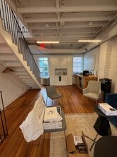 224 7th St SE, Washington, DC for lease Interior Photo- Image 2 of 8