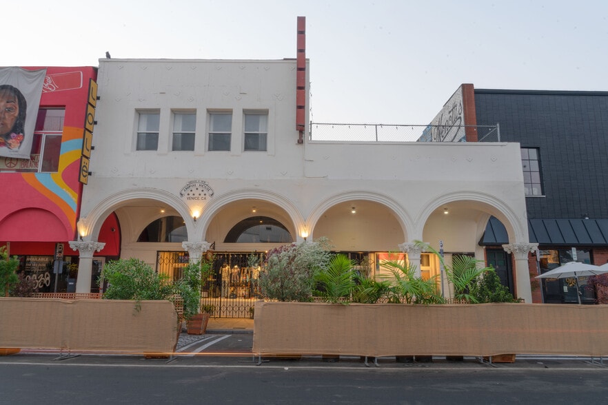 62-66 Windward Ave, Venice, CA for lease - Building Photo - Image 3 of 44