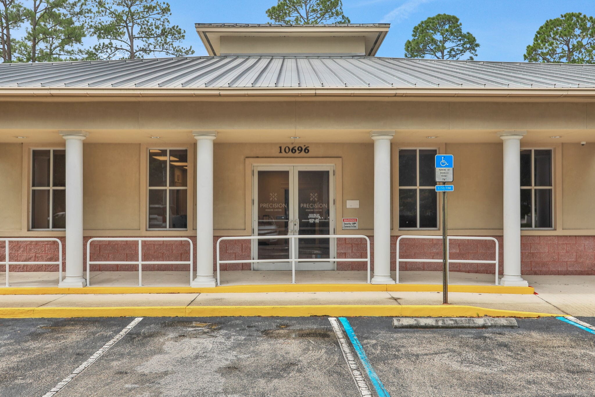 10696 Old Saint Augustine Rd, Jacksonville, FL for lease Interior Photo- Image 1 of 17