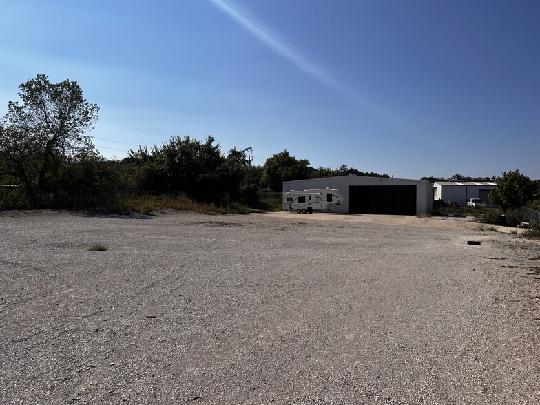 2122 E Highway 199, Springtown, TX for sale - Building Photo - Image 3 of 5