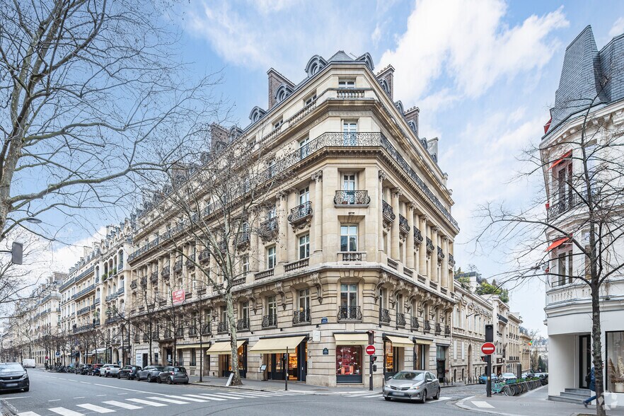 Retail in Paris for lease - Primary Photo - Image 1 of 2