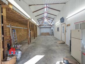 W7486 WI-54 Hwy, Shiocton, WI for lease Interior Photo- Image 2 of 35