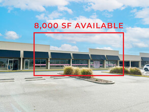 3817-3855 E Colonial Dr, Orlando, FL for lease Building Photo- Image 1 of 2