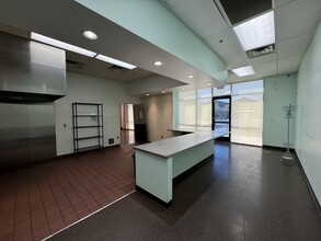 9272 Tamarus St, Las Vegas, NV for lease Interior Photo- Image 2 of 21