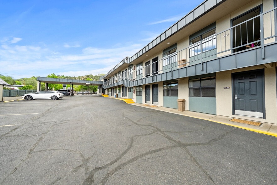 2930 Main Ave, Durango, CO for sale - Building Photo - Image 3 of 29