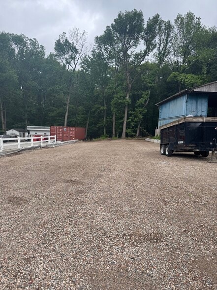 331 Sharrotts Rd, Staten Island, NY for sale - Building Photo - Image 2 of 6