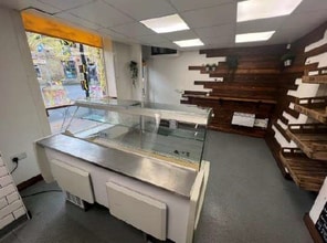 3 Huddersfield Rd, Honley for lease Interior Photo- Image 2 of 3