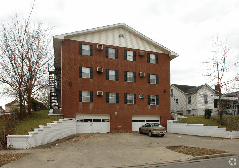 1737 6th Ave, Huntington, WV for sale - Primary Photo - Image 1 of 1