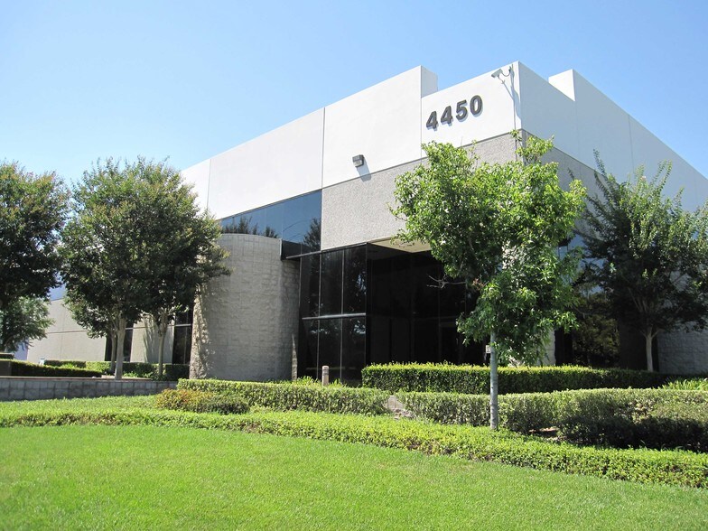 4450 Edison Ave, Chino, CA for lease - Building Photo - Image 1 of 5