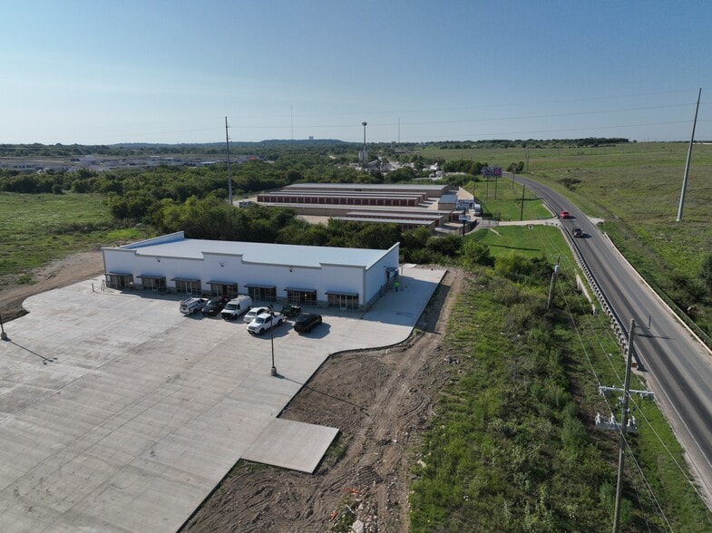 3969 Farm to Market Road 1187, Crowley, TX for lease - Building Photo - Image 3 of 10