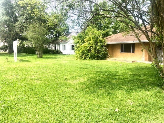 735 Grand Caillou Rd, Houma, LA for sale - Primary Photo - Image 1 of 1