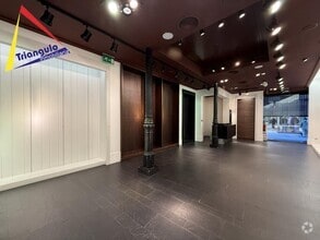 Retail in Segovia, Segovia for lease Interior Photo- Image 1 of 7