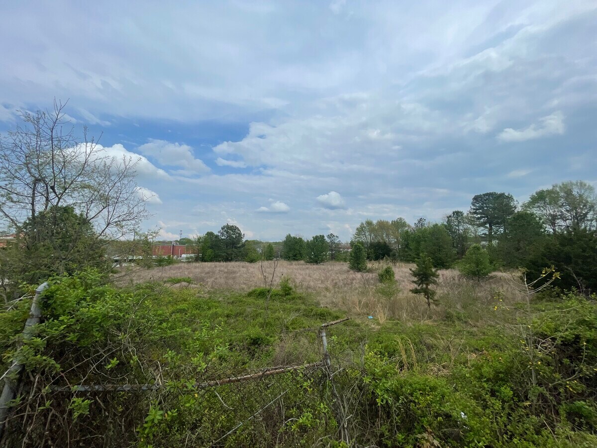 Highway 321, Hickory, NC 28601