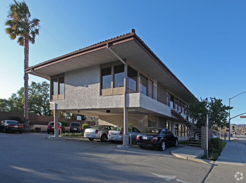 1791 Erringer Rd, Simi Valley, CA for sale - Building Photo - Image 2 of 15
