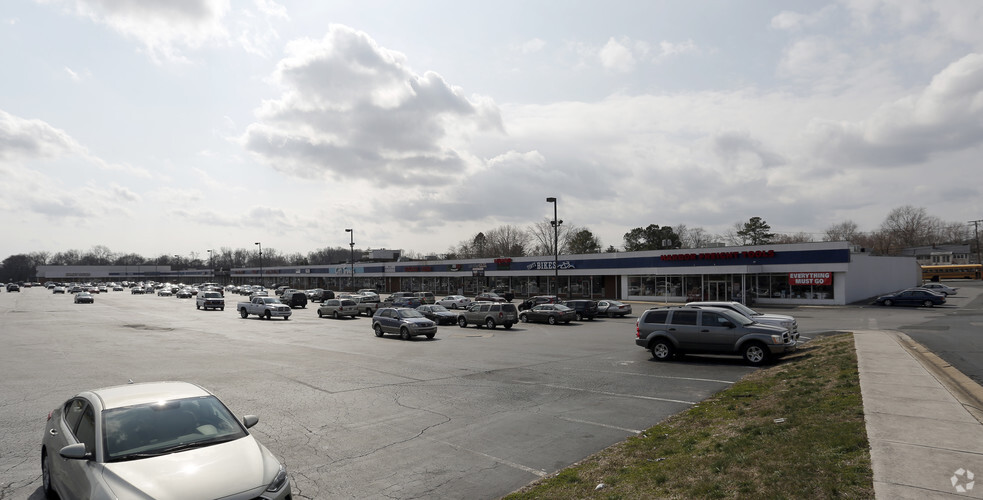 1664-1678 Rte 13, Dover, DE for lease - Building Photo - Image 1 of 9