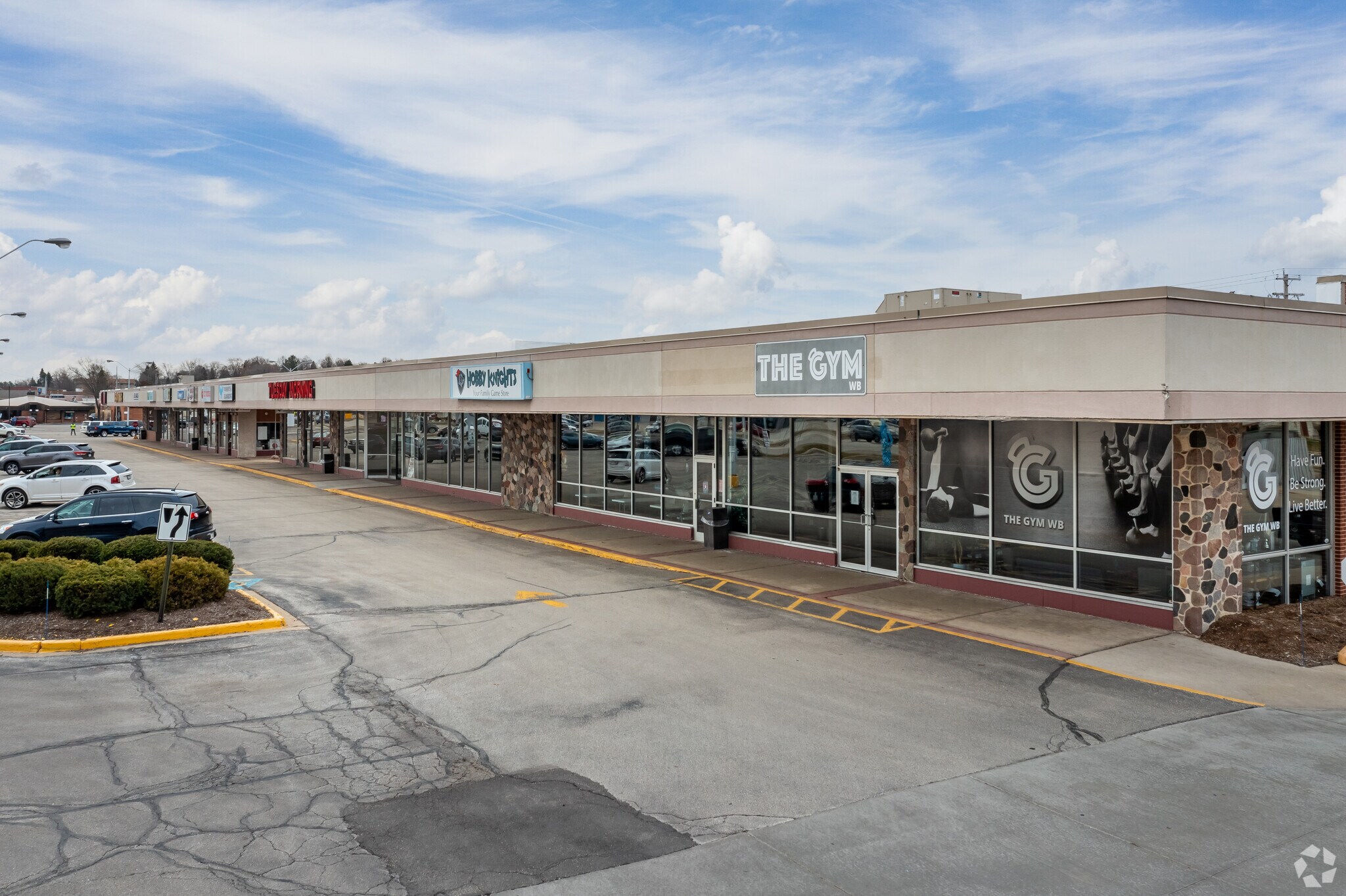 820-852 S Main St, West Bend, WI for sale Primary Photo- Image 1 of 1