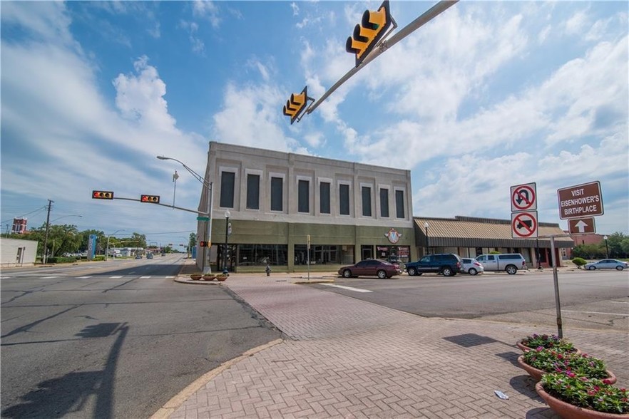 131 W Main St, Denison, TX for sale - Building Photo - Image 1 of 1