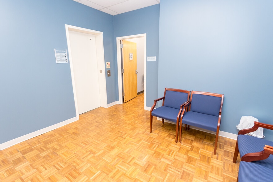 1139 Spruce Dr, Mountainside, NJ for lease - Building Photo - Image 3 of 21