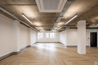 28 St John's Sq, London for lease Interior Photo- Image 2 of 11