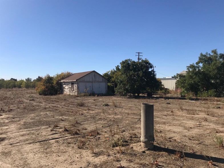 68 Taylor Rd, Lodi, CA for sale - Building Photo - Image 1 of 1