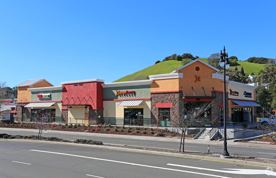 1400 Pinole Valley Rd, Pinole, CA for lease - Primary Photo - Image 1 of 11