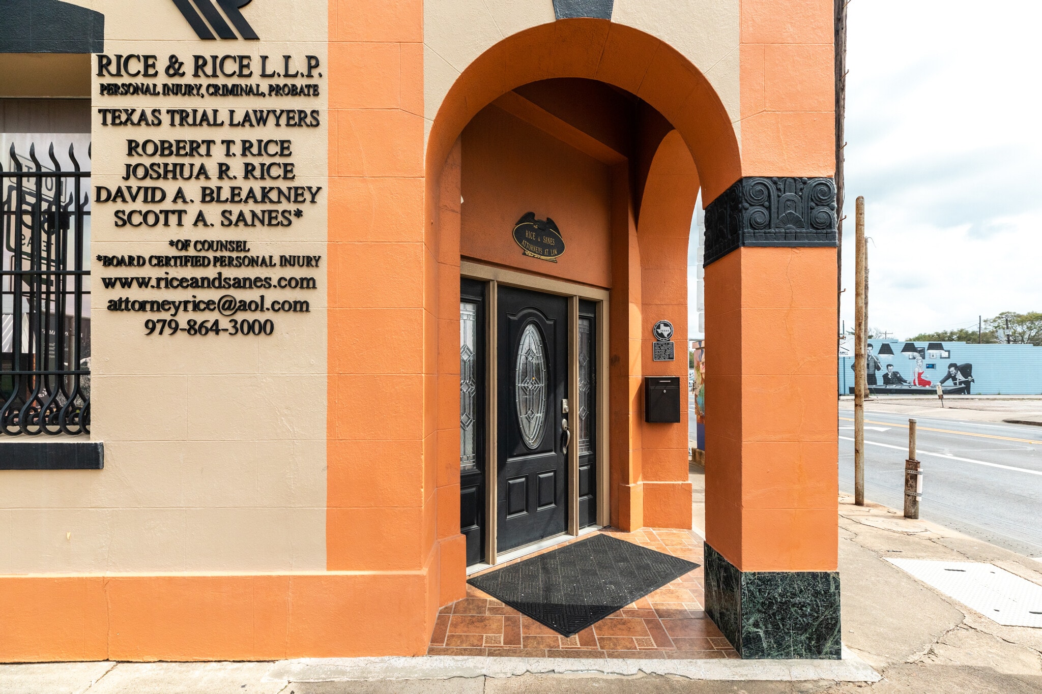 100 N Velasco St, Angleton, TX 77515 Office for Sale