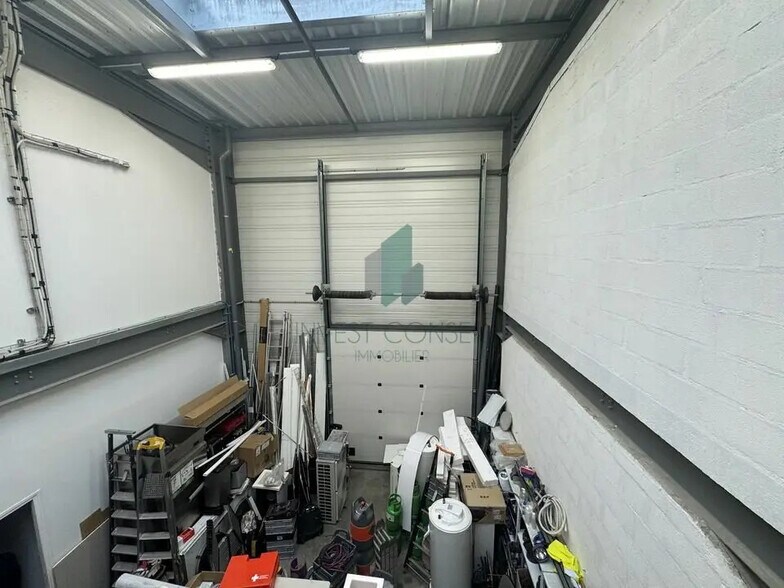 Flex in Méry-sur-Oise for sale - Building Photo - Image 3 of 8