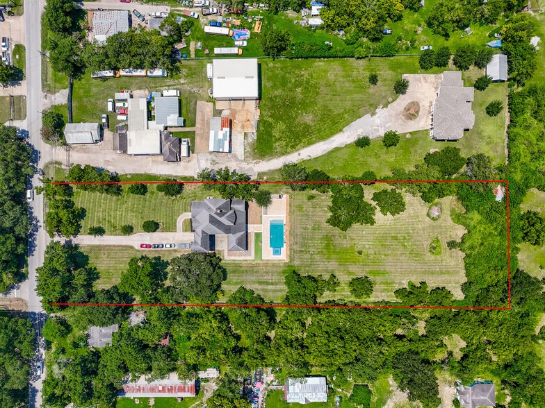 633 Crenshaw Rd, Pasadena, TX for sale - Building Photo - Image 3 of 9