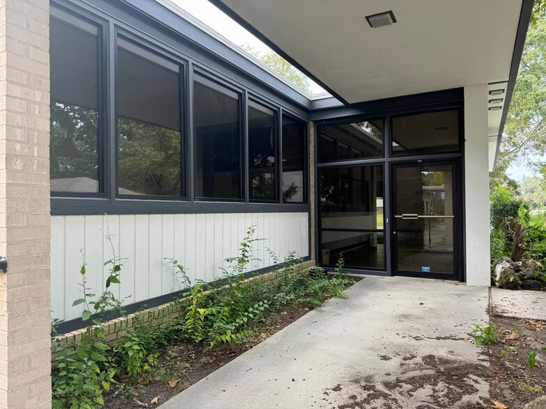 606 Academy Ave, Dublin, GA for lease - Building Photo - Image 3 of 17