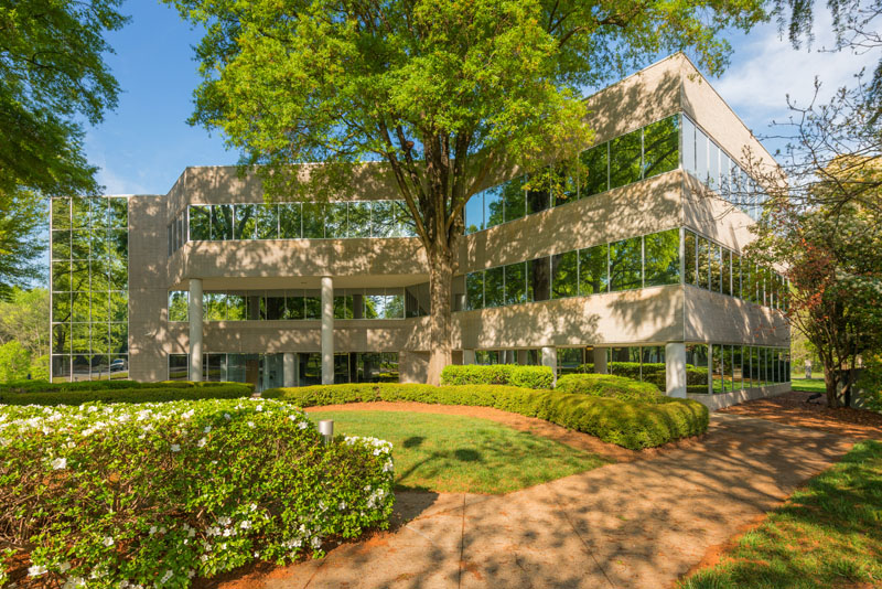 4501 Charlotte Park Dr, Charlotte, NC for sale Building Photo- Image 1 of 1