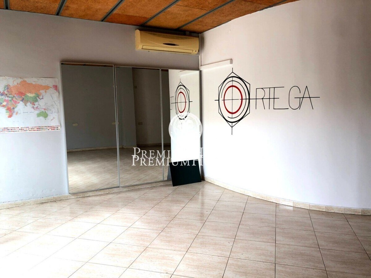 Sitges, BAR 08870 -  -  - Interior Photo - Image 1 of 5