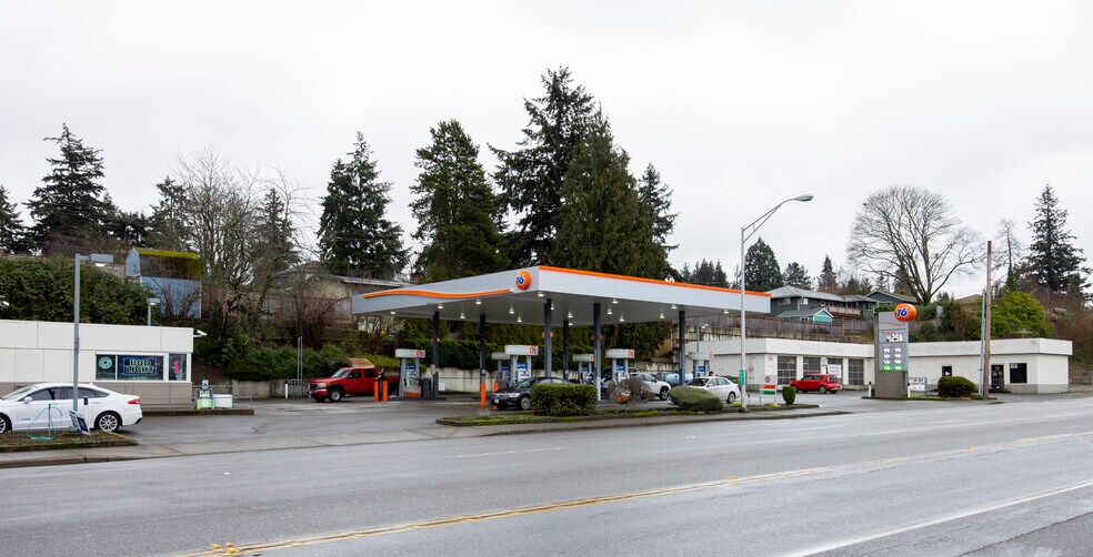 18040 1st Ave S, Burien, WA 98148