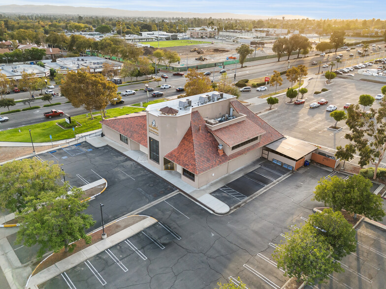 345 W Foothill Blvd, Upland, CA for sale - Building Photo - Image 2 of 45