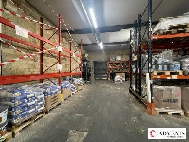 Flex in Bordeaux for lease - Interior Photo - Image 2 of 6