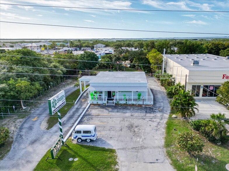 30964 Overseas Hwy, Big Pine Key, FL for sale - Building Photo - Image 1 of 8