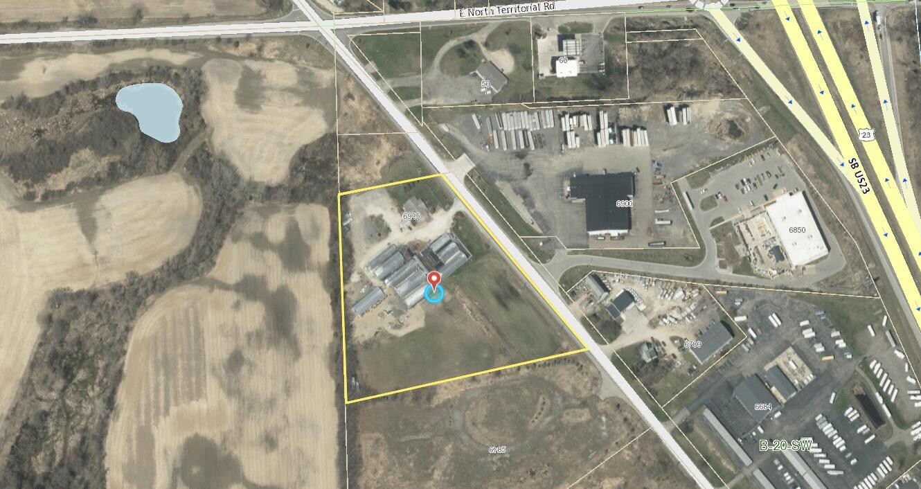 6925 Whitmore Lake Rd, Whitmore Lake, MI 48189