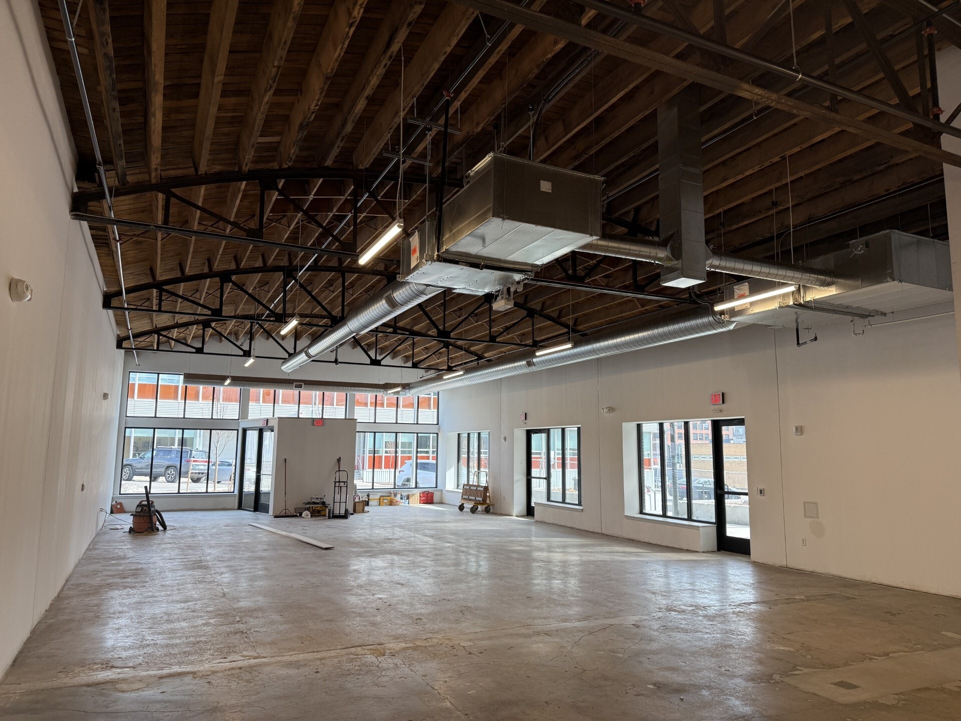 1718 Baltimore Ave, Kansas City, MO for lease Interior Photo- Image 1 of 1