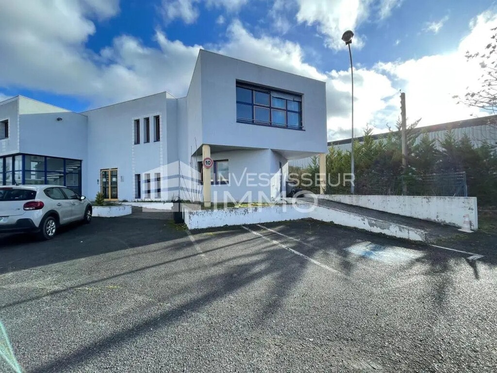 Vente Bureaux 300 m² à 360 m² - Photo 1
