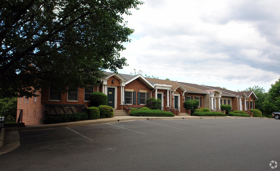 10195 Main St, Fairfax, VA for sale - Primary Photo - Image 1 of 1